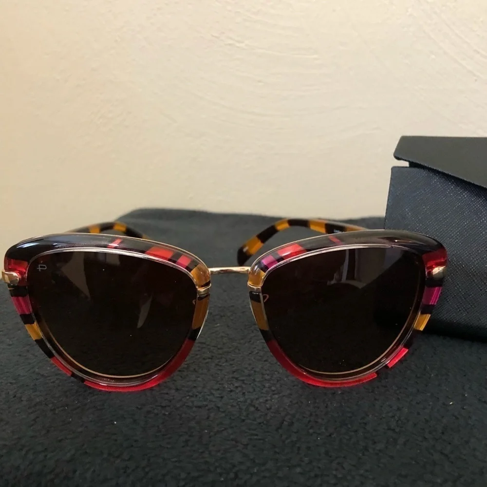 Prive Revaux Limited Edition The Monet Sunglasses and Case